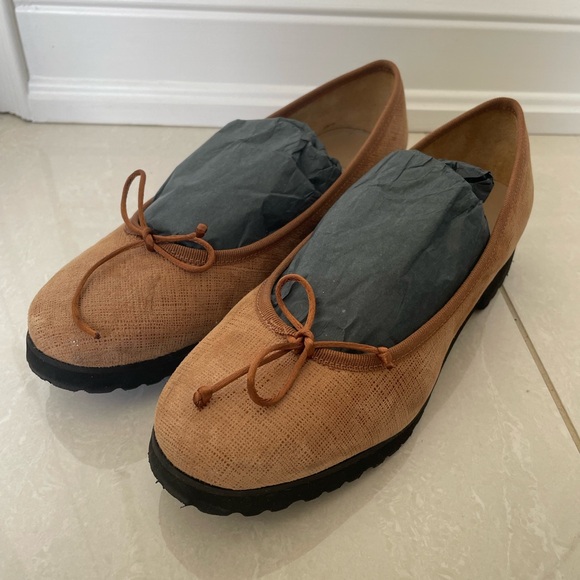 Ron White - Gaila Nude Flats - Size 8 - Picture 2 of 4